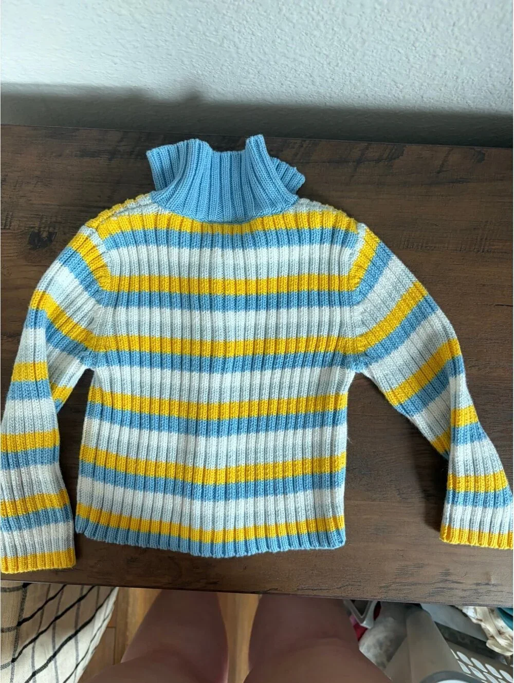 NWT Old Navy blue/yellow/white sweater size 18-24m
